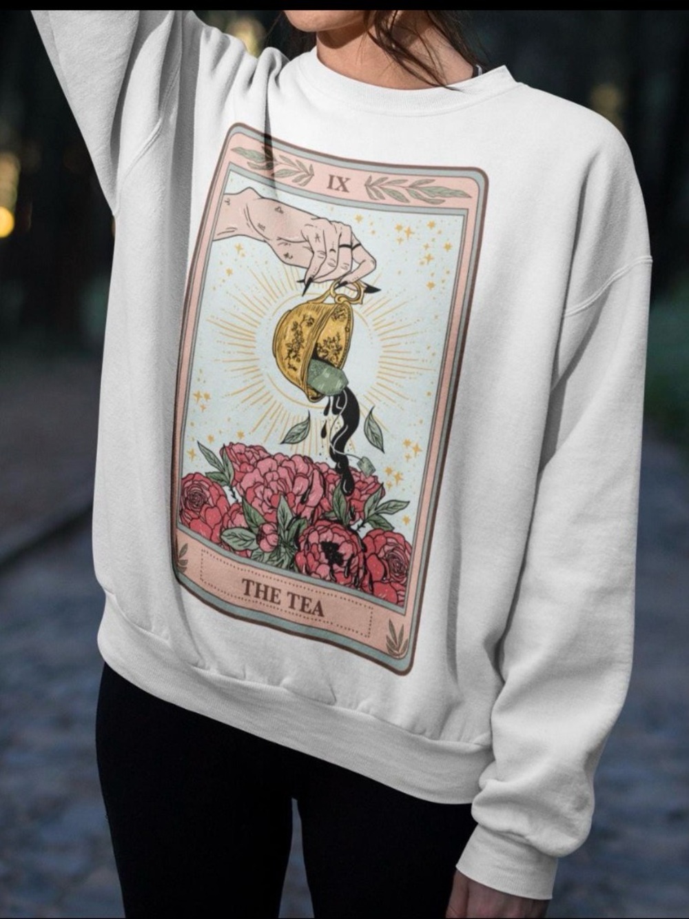 The Tea Tarot Graphic Sweatshirt - White